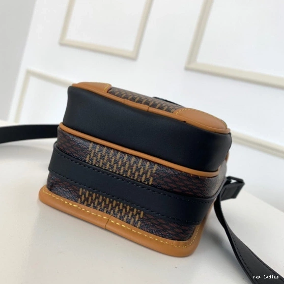 Cheap VUITTON NANO MESSENGER LOUIS AMAZONE 0718